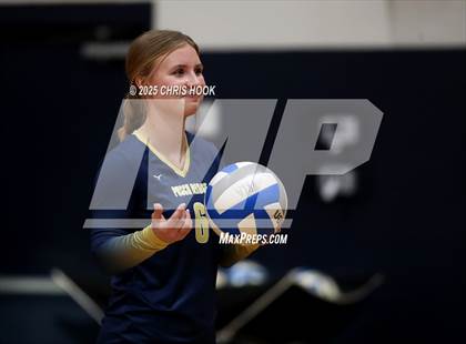 Thumbnail 3 in JV: Florence @ Pusch Ridge Christian Academy photogallery.