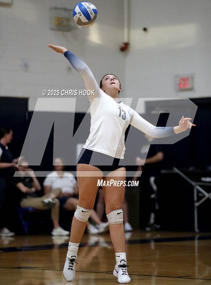 Thumbnail 1 in JV: Florence @ Pusch Ridge Christian Academy photogallery.