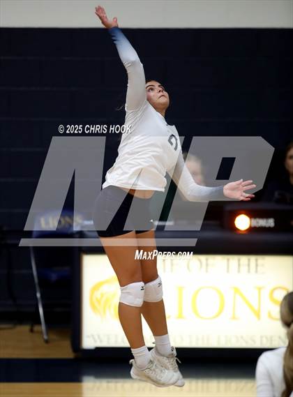 Thumbnail 1 in JV: Florence @ Pusch Ridge Christian Academy photogallery.