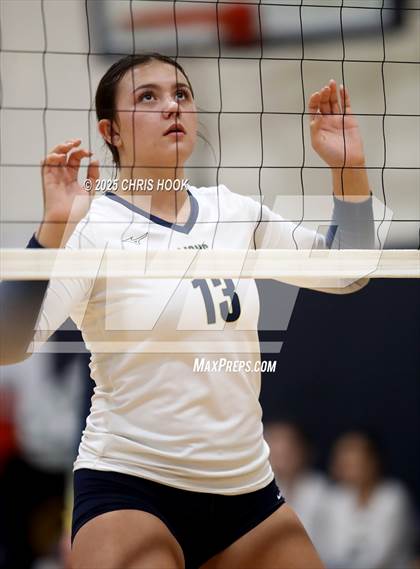 Thumbnail 3 in JV: Florence @ Pusch Ridge Christian Academy photogallery.