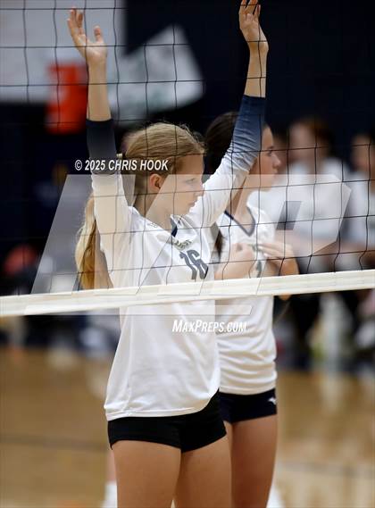 Thumbnail 1 in JV: Florence @ Pusch Ridge Christian Academy photogallery.