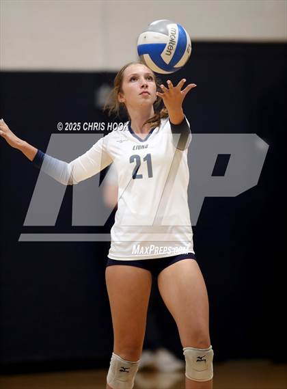 Thumbnail 1 in JV: Florence @ Pusch Ridge Christian Academy photogallery.