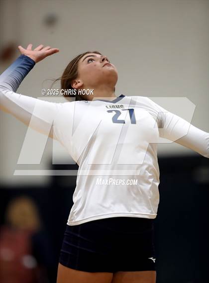 Thumbnail 1 in JV: Florence @ Pusch Ridge Christian Academy photogallery.