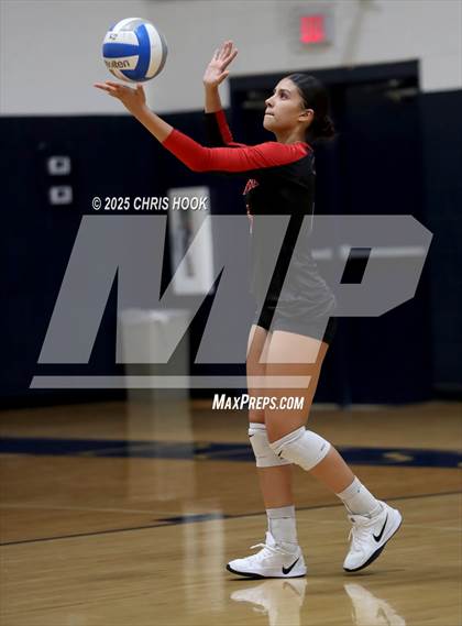 Thumbnail 1 in JV: Florence @ Pusch Ridge Christian Academy photogallery.