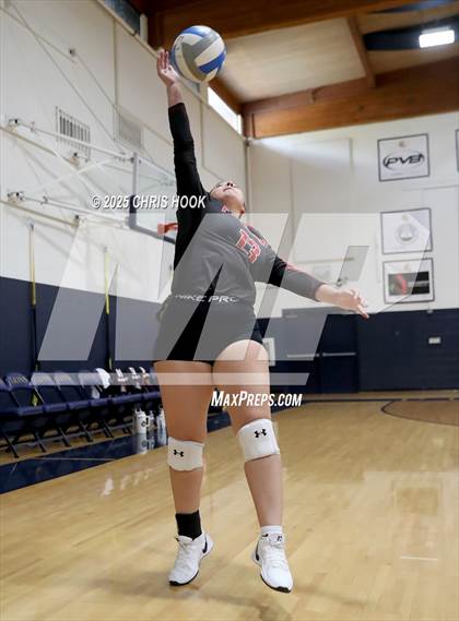 Thumbnail 2 in JV: Florence @ Pusch Ridge Christian Academy photogallery.