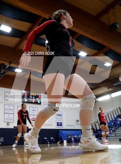 Thumbnail 2 in JV: Florence @ Pusch Ridge Christian Academy photogallery.