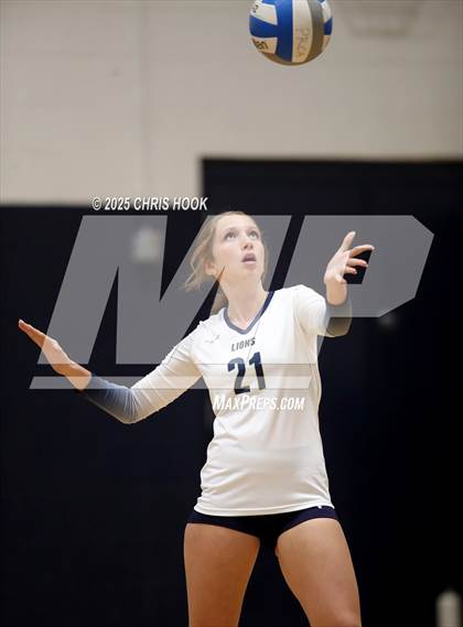 Thumbnail 2 in JV: Florence @ Pusch Ridge Christian Academy photogallery.