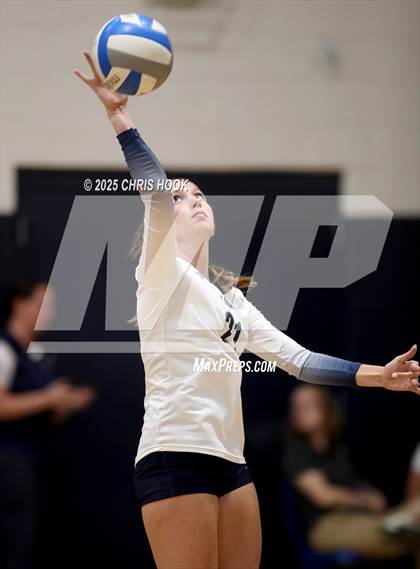 Thumbnail 2 in JV: Florence @ Pusch Ridge Christian Academy photogallery.