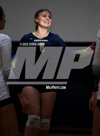 Thumbnail 3 in JV: Florence @ Pusch Ridge Christian Academy photogallery.