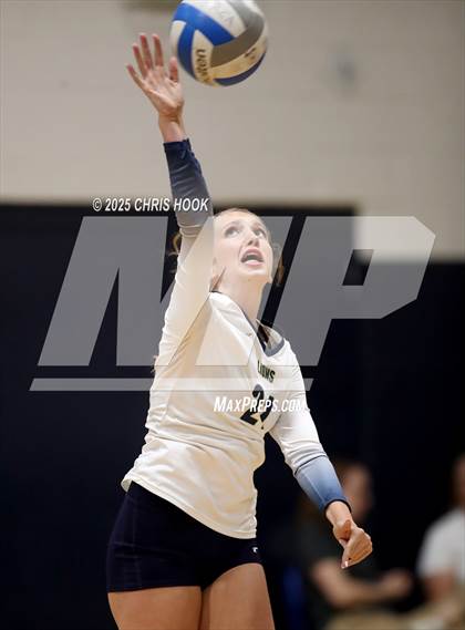 Thumbnail 3 in JV: Florence @ Pusch Ridge Christian Academy photogallery.