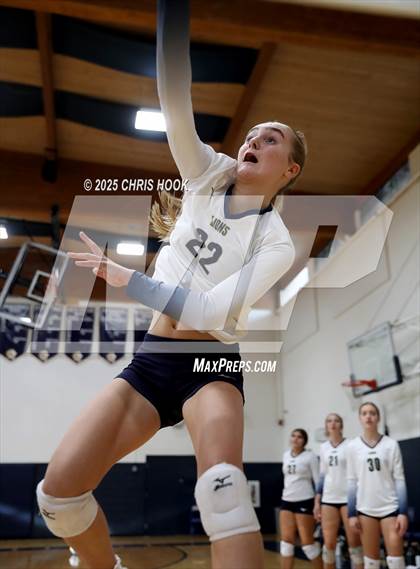 Thumbnail 1 in JV: Florence @ Pusch Ridge Christian Academy photogallery.