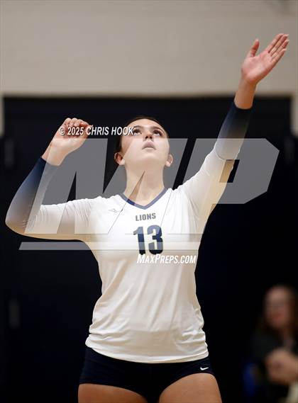 Thumbnail 3 in JV: Florence @ Pusch Ridge Christian Academy photogallery.