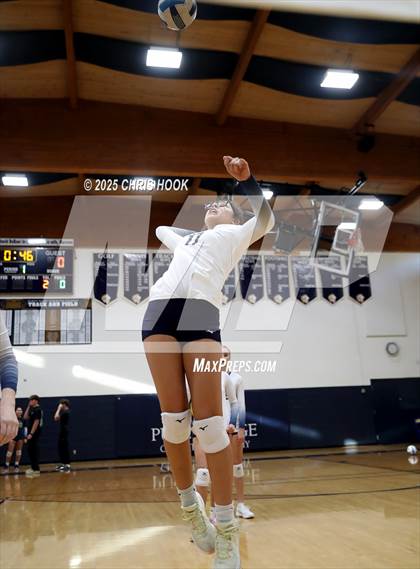 Thumbnail 1 in JV: Florence @ Pusch Ridge Christian Academy photogallery.