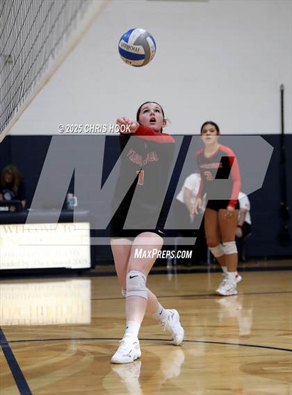 Thumbnail 1 in JV: Florence @ Pusch Ridge Christian Academy photogallery.