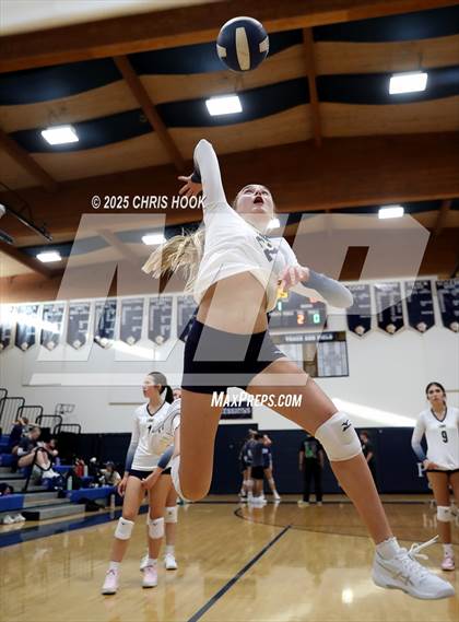 Thumbnail 2 in JV: Florence @ Pusch Ridge Christian Academy photogallery.