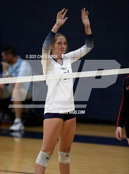 Thumbnail 3 in JV: Florence @ Pusch Ridge Christian Academy photogallery.