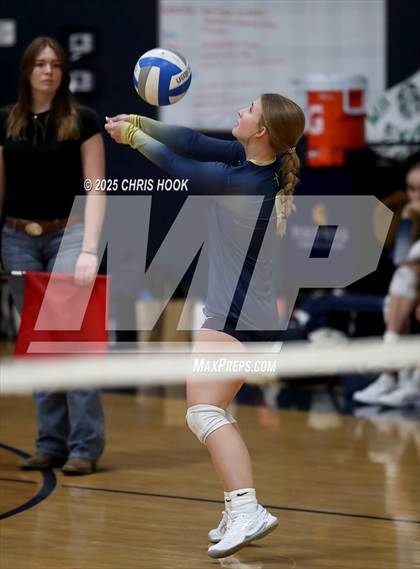 Thumbnail 1 in JV: Florence @ Pusch Ridge Christian Academy photogallery.