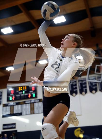 Thumbnail 2 in JV: Florence @ Pusch Ridge Christian Academy photogallery.