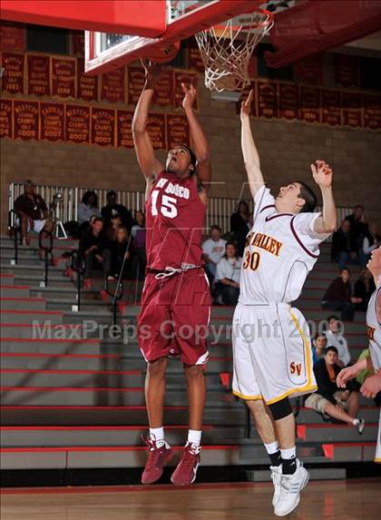 Thumbnail 1 in Don Bosco Prep vs Simi Valley (MaxPreps Holiday Classic) photogallery.