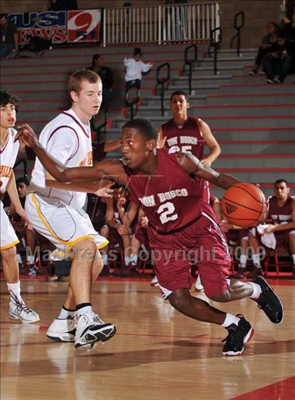 Thumbnail 3 in Don Bosco Prep vs Simi Valley (MaxPreps Holiday Classic) photogallery.