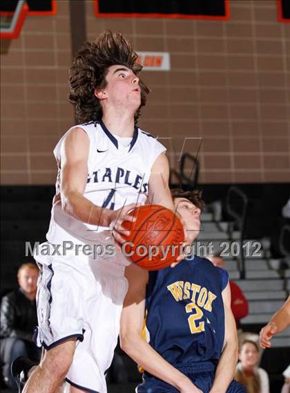 Thumbnail 3 in Weston vs. Staples (Ridgefield Holiday Tournament First Round) photogallery.