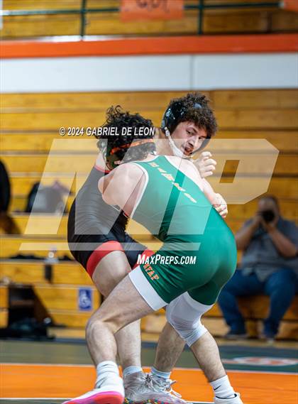 Thumbnail 3 in Harlingen South vs Harlingen photogallery.