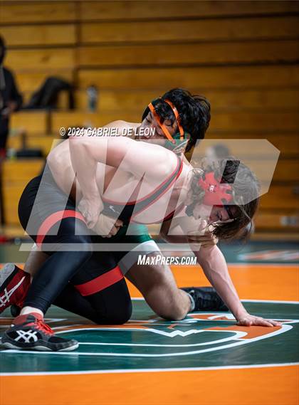 Thumbnail 3 in Harlingen South vs Harlingen photogallery.