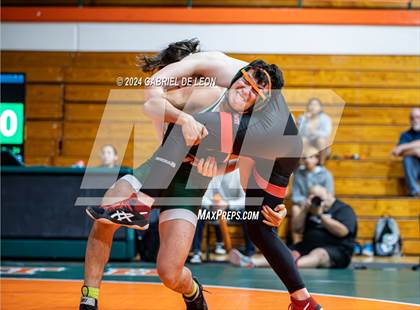 Thumbnail 3 in Harlingen South vs Harlingen photogallery.