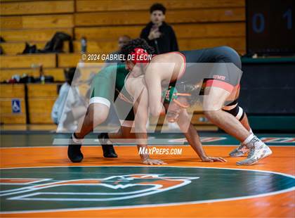 Thumbnail 2 in Harlingen South vs Harlingen photogallery.