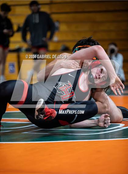 Thumbnail 2 in Harlingen South vs Harlingen photogallery.