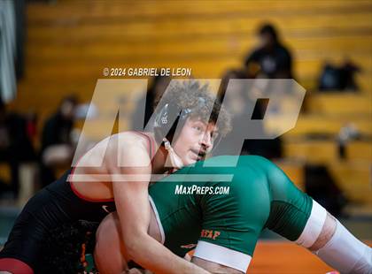 Thumbnail 2 in Harlingen South vs Harlingen photogallery.