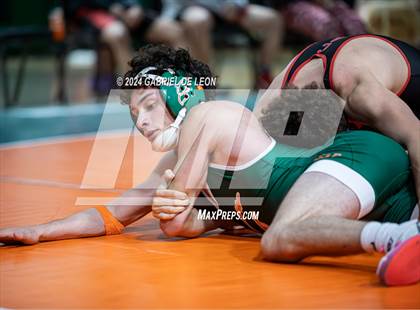 Thumbnail 3 in Harlingen South vs Harlingen photogallery.