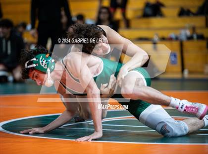 Thumbnail 3 in Harlingen South vs Harlingen photogallery.