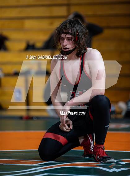 Thumbnail 2 in Harlingen South vs Harlingen photogallery.