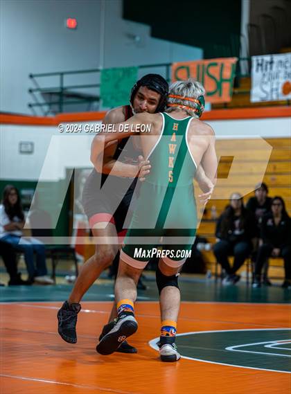 Thumbnail 1 in Harlingen South vs Harlingen photogallery.