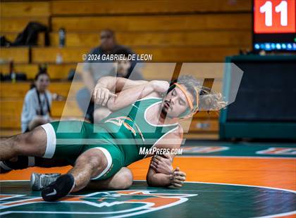 Thumbnail 2 in Harlingen South vs Harlingen photogallery.