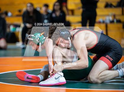 Thumbnail 3 in Harlingen South vs Harlingen photogallery.