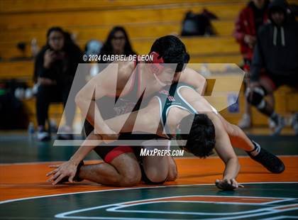 Thumbnail 3 in Harlingen South vs Harlingen photogallery.