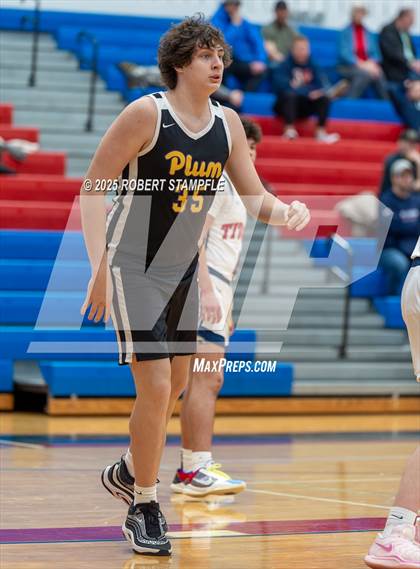 Thumbnail 2 in Plum @ Shaler Area photogallery.