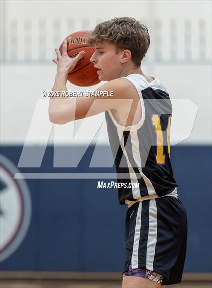Thumbnail 1 in Plum @ Shaler Area photogallery.