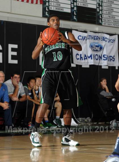 Thumbnail 3 in Fairmont Prep vs. Arrowhead Christian (Ueberroth Hoop Classic) photogallery.