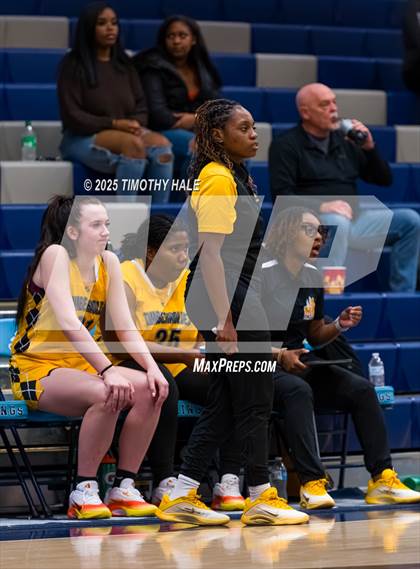 Thumbnail 1 in Montgomery Central @ Union Pines photogallery.