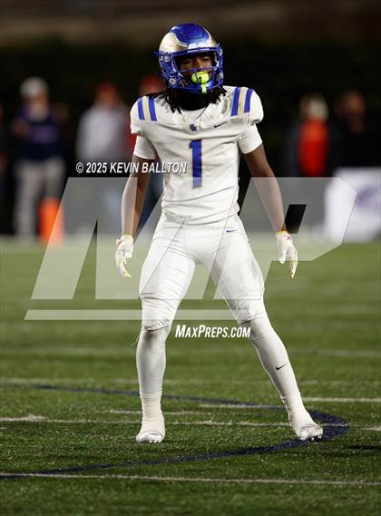 Thumbnail 3 in Santa Margarita @ Orange Lutheran (CIF SS Div 1 Semifinal) photogallery.