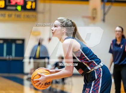 Thumbnail 2 in Terry Sanford @ Cape Fear photogallery.