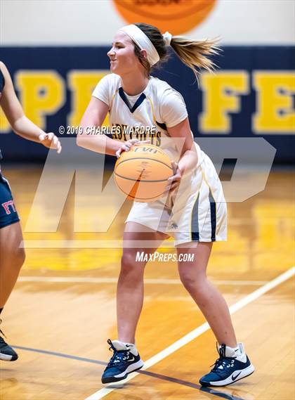 Thumbnail 2 in Terry Sanford @ Cape Fear photogallery.