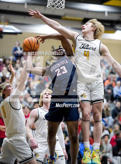 Thumbnail 3 in Gilbert vs McClintock (AIA 5A Semifinal) photogallery.