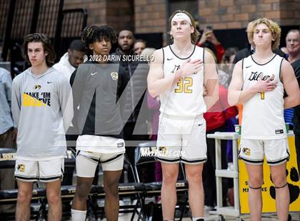 Thumbnail 2 in Gilbert vs McClintock (AIA 5A Semifinal) photogallery.