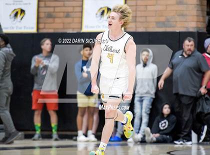 Thumbnail 2 in Gilbert vs McClintock (AIA 5A Semifinal) photogallery.