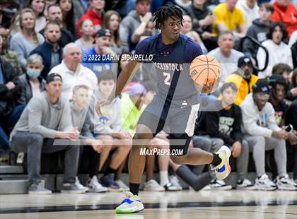 Thumbnail 3 in Gilbert vs McClintock (AIA 5A Semifinal) photogallery.
