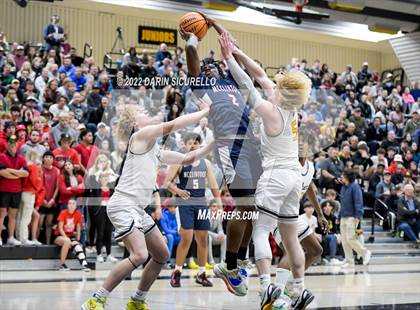 Thumbnail 2 in Gilbert vs McClintock (AIA 5A Semifinal) photogallery.